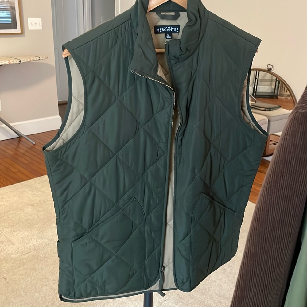 Men’s green quilted vest size Medium men’s
